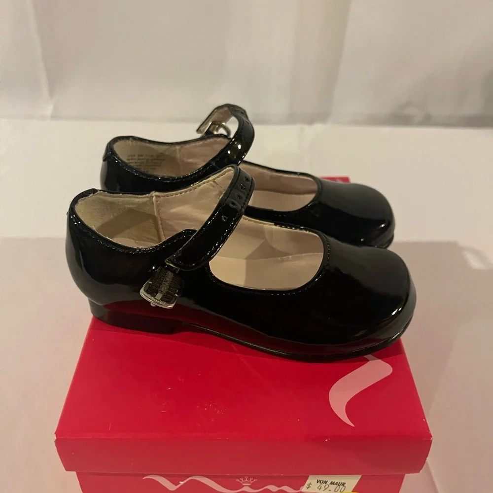 Nina Bonnnett-Black Patent Baby Dress Shoe Size 5M